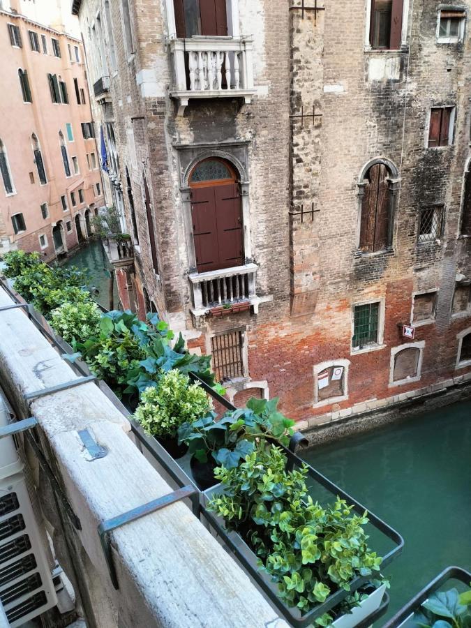 Luxury Apartment Near Rialto Bridge เวนิส ภายนอก รูปภาพ