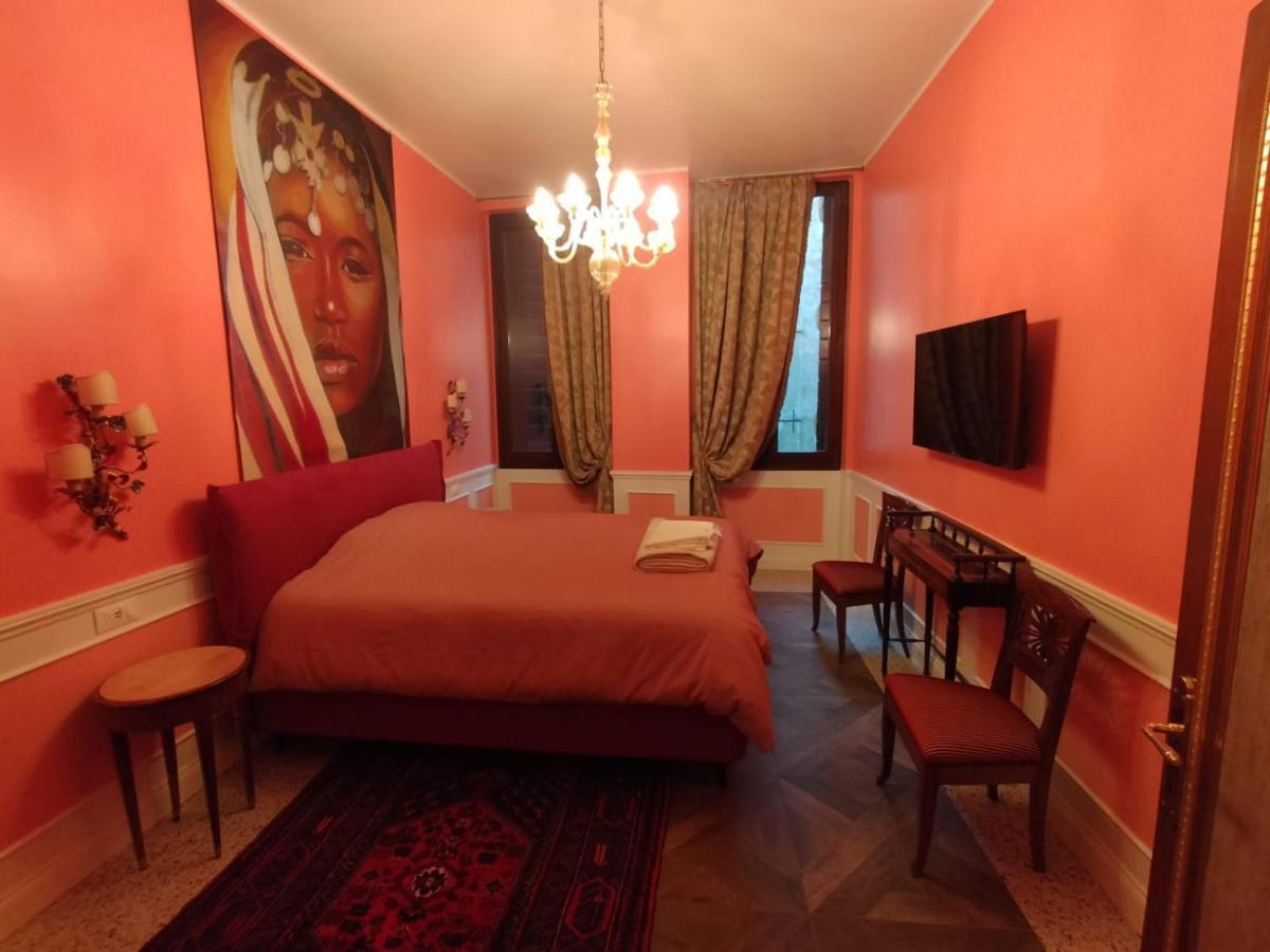 Luxury Apartment Near Rialto Bridge เวนิส ภายนอก รูปภาพ